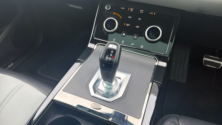 Land Rover Range Rover Evoque 2.0 D200 R-Dynamic SE 5dr Auto Diesel Hatchback